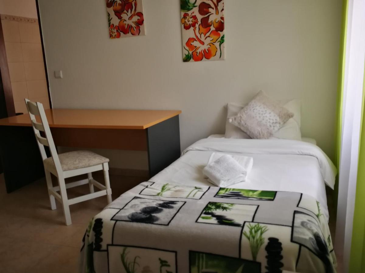 Surf House Helena Hotel Baleal Exterior foto