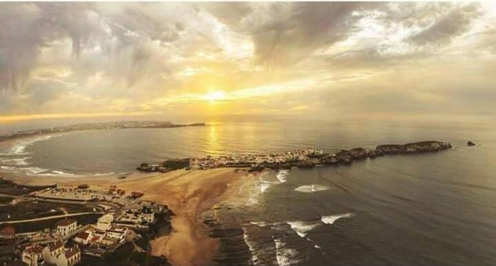 Surf House Helena Hotel Baleal Exterior foto